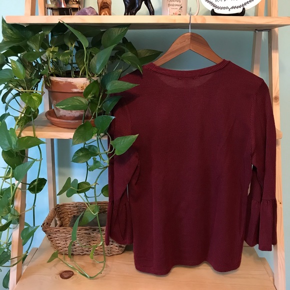 Top - Picture 2 of 2